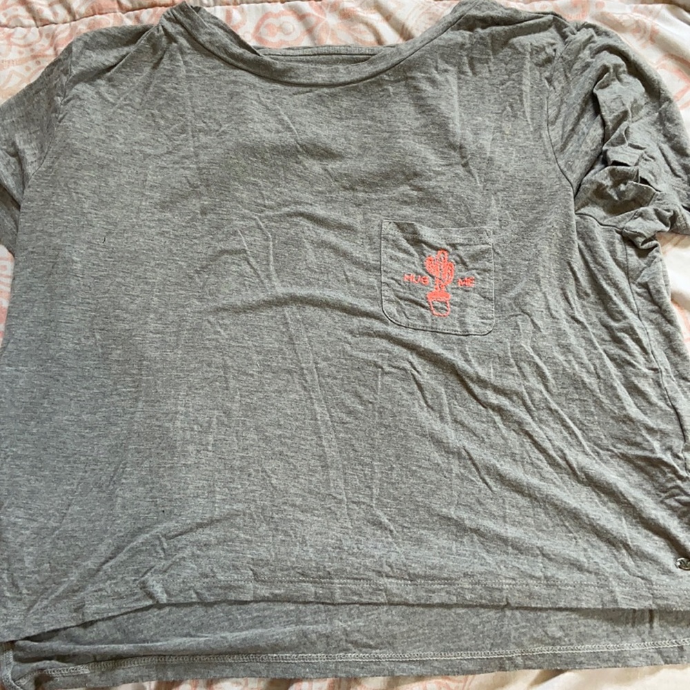 Oval Neck “Hug Me” tee